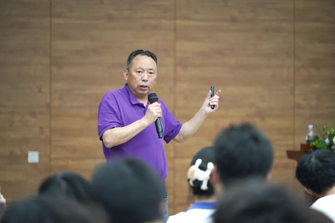 中新中学高中部